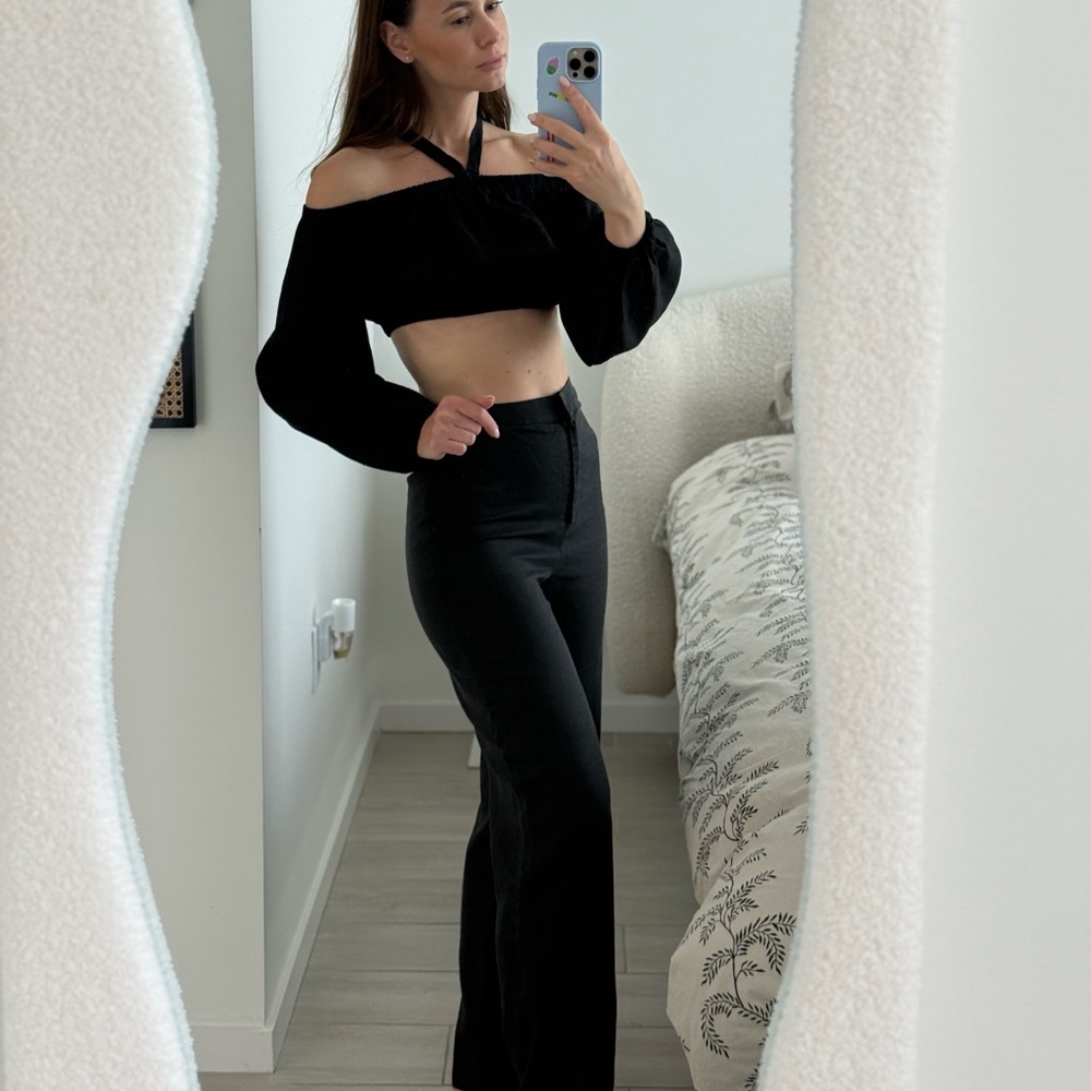 Elegant Black Women's  Set. Brand Dissh. Like new